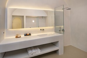 Junior Suite private Outdoor Hot Tub | Bathroom | Shower, hair dryer, slippers, towels - Coconut Residence (Santorini)