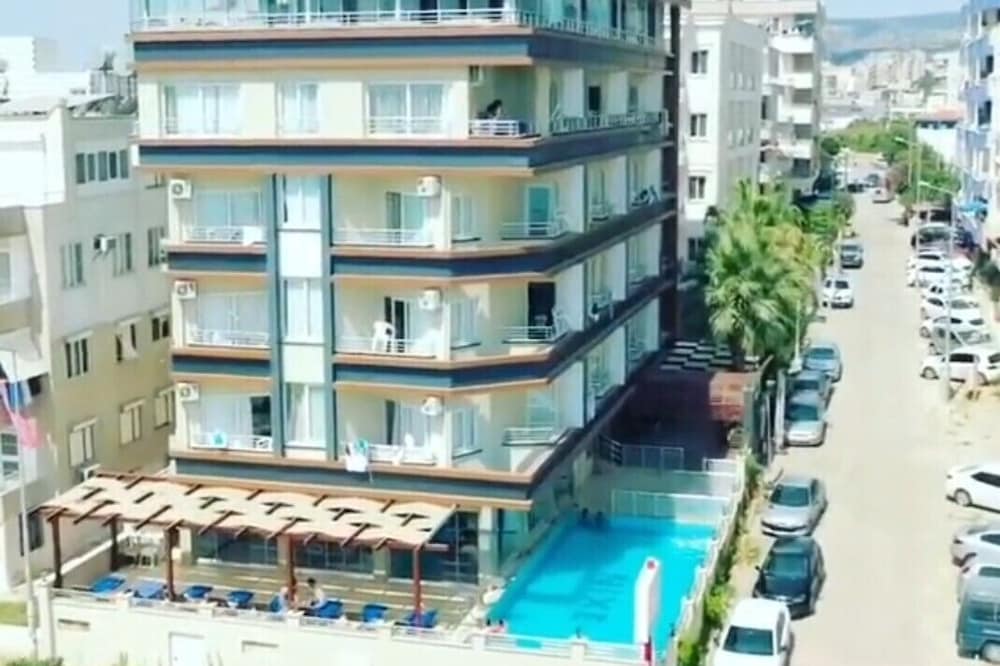 Nixe Hotel