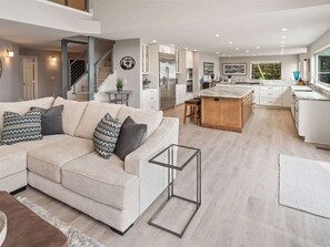 Smart TV, fireplace, offices