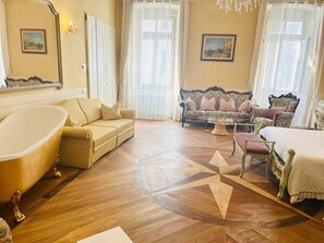 1 Schlafzimmer, Schreibtisch, Bügeleisen/Bügelbrett, kostenloses WLAN