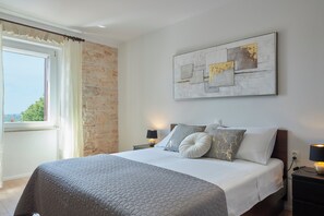 3 chambres, lit parapluie, Wi-Fi gratuit, draps fournis