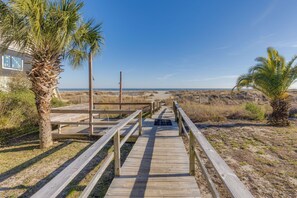 Property grounds - Stay @ After Dune Delight on Isle of Palms (Isle Of Palms)