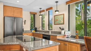 Unclassified image, 2 of 28, button - Hawaii Life Rentals Presents Puu Poa 307 (Princeville)