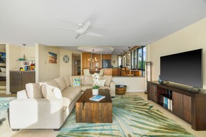 Smart TV - Hawaii Life Rentals Presents Puu Poa 307 (Princeville)