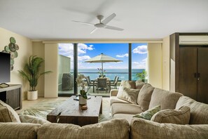 Smart TV - Hawaii Life Rentals Presents Puu Poa 307 (Princeville)