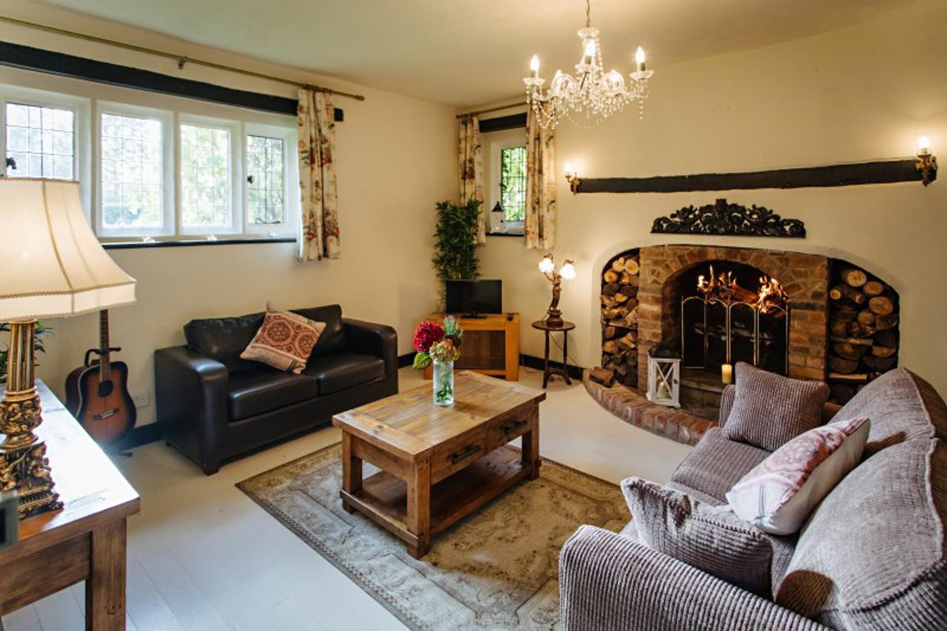 Breathtaking Elizabethan Manor House