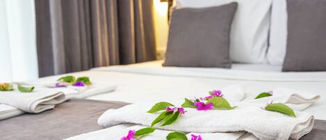 Premium bedding, minibar, free WiFi, bed sheets