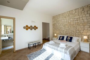 2 sovrum, strykjärn/strykbräda, resesäng och gratis wi-fi