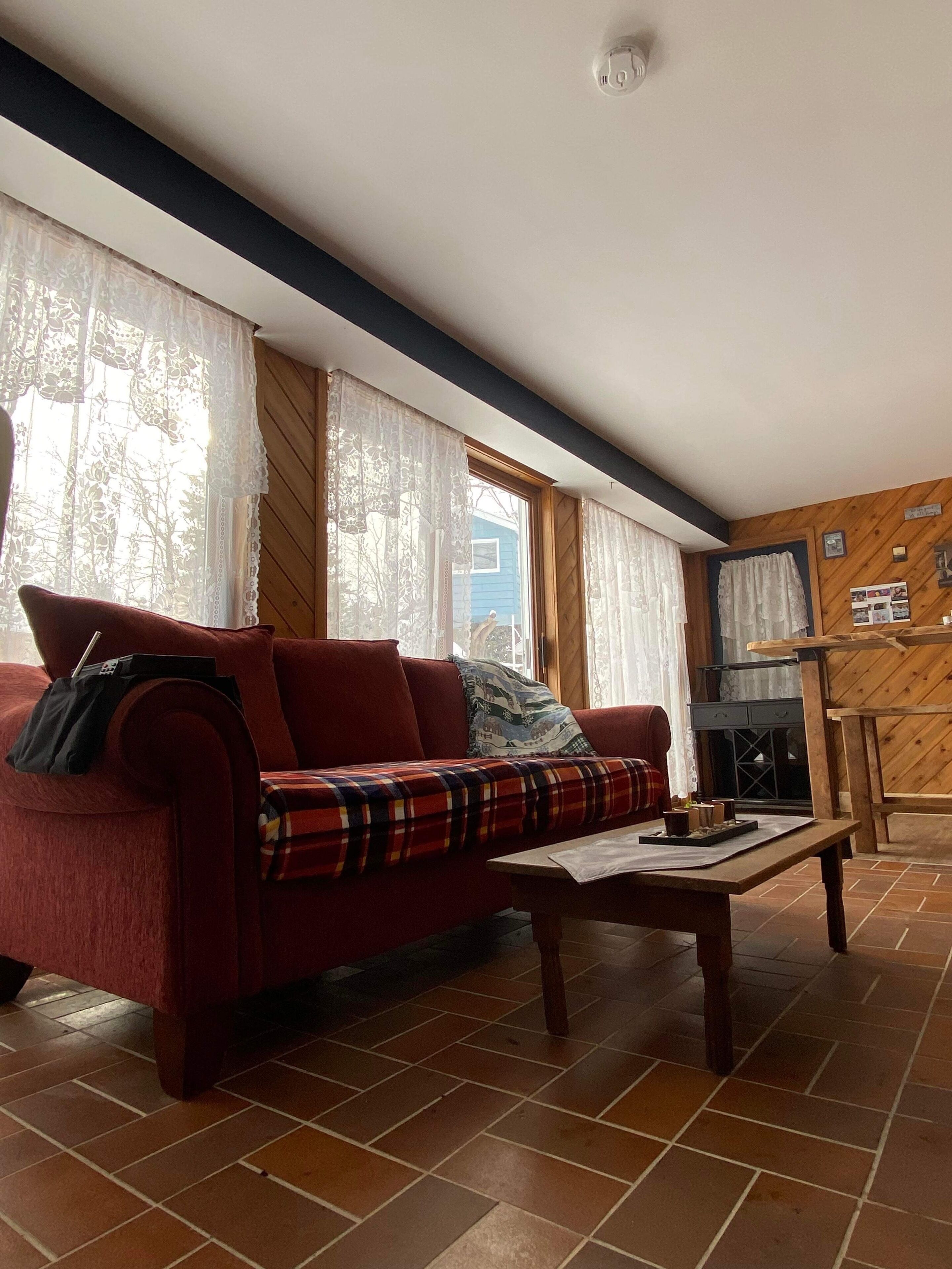 Queen Rose & King Tree suites @ The Candle House Getaway