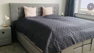 1 bedroom, iron/ironing board, free WiFi, bed sheets