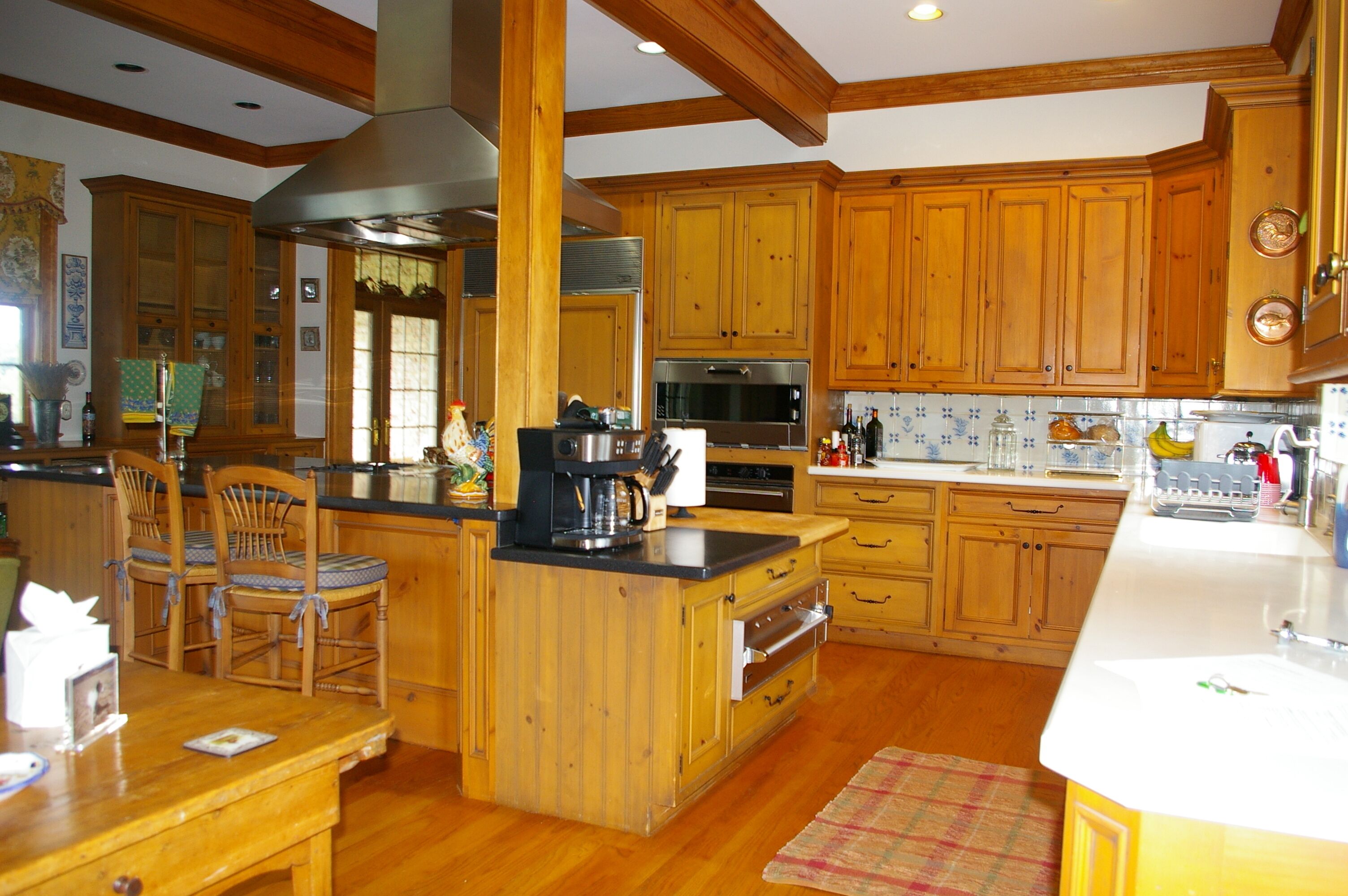 French Country Estate on scenic Lincoln Rd just 5 miles south of Purcellville.