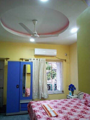 Free WiFi - Calcutta Ladies Lodge - Hostel (Kolkata)