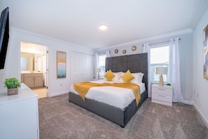 4 bedrooms, iron/ironing board, WiFi, bed sheets
