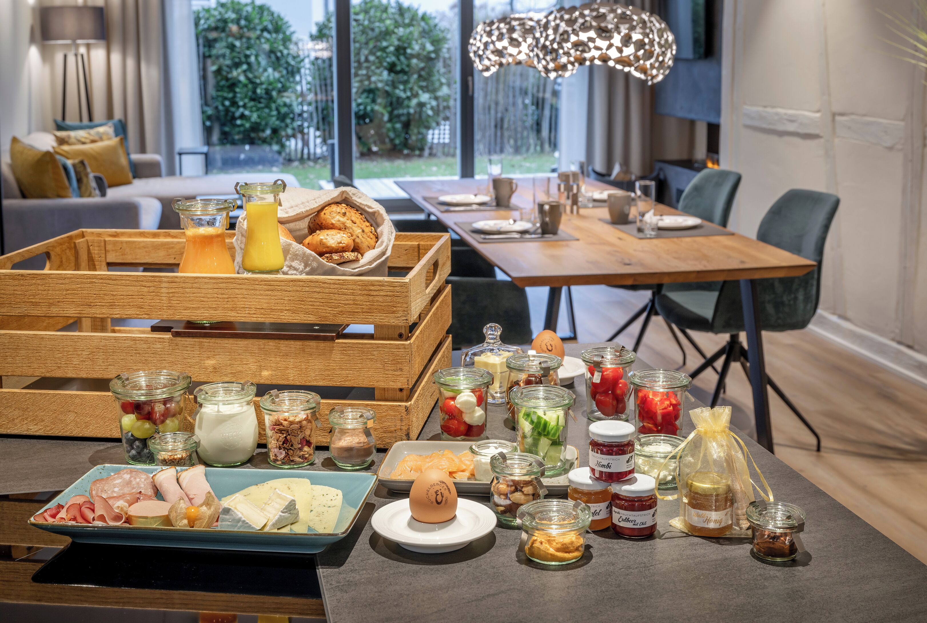 Free daily cooked-to-order breakfast 