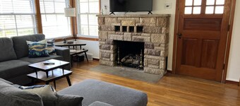 House minutes from Pymatuning Lake!