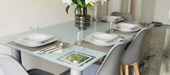 Modern, bright vacation apartment with a view of the wide landscape; parking space available