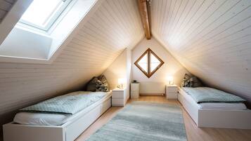 2 Schlafzimmer, Schreibtisch, Bügeleisen/Bügelbrett, kostenloses WLAN