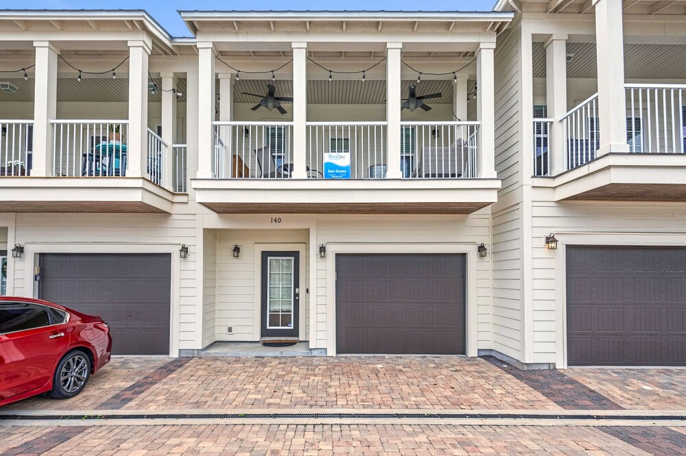 🌊GolfCart~Private Resort Pool~3Blocks2Bch~Private Park~3BR Sea Gypsy🌞