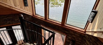 Relax LAKEFRONT: Incredible Panoramic Views & boat slip, 9 Miles to Clemson!