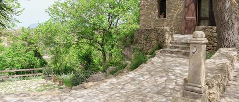 Chambre Quadruple Familiale | Bureau, espace de travail pour ordinateur portable, Wi-Fi gratuit