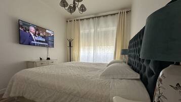 3 habitaciones, tabla de planchar con plancha y wifi gratis
