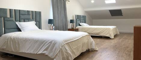 2 Schlafzimmer, Bügeleisen/Bügelbrett, kostenloses WLAN, Bettwäsche