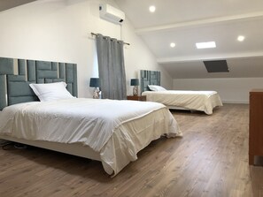 3 chambres, fer et planche à repasser, accès au Wi-Fi (inclus)