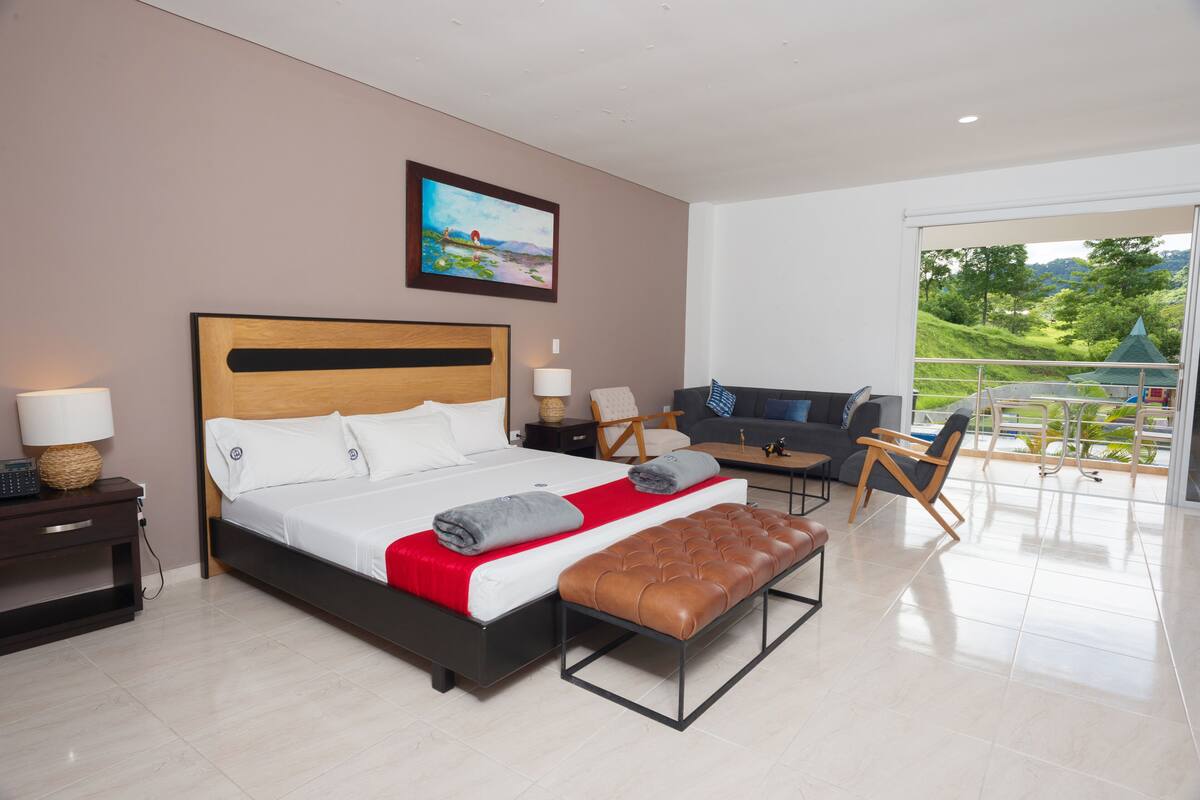 Deluxe Suite | Egyptian cotton sheets, premium bedding, down comforters