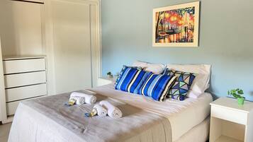 Phòng đôi Deluxe | Bàn ủi/dụng cụ ủi quần áo, truy cập Internet không dây miễn phí