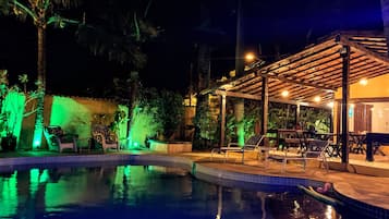 Piscina all'aperto