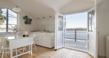 Beautiful Lofthus, cottage on a private beach plot by Lake Mälaren