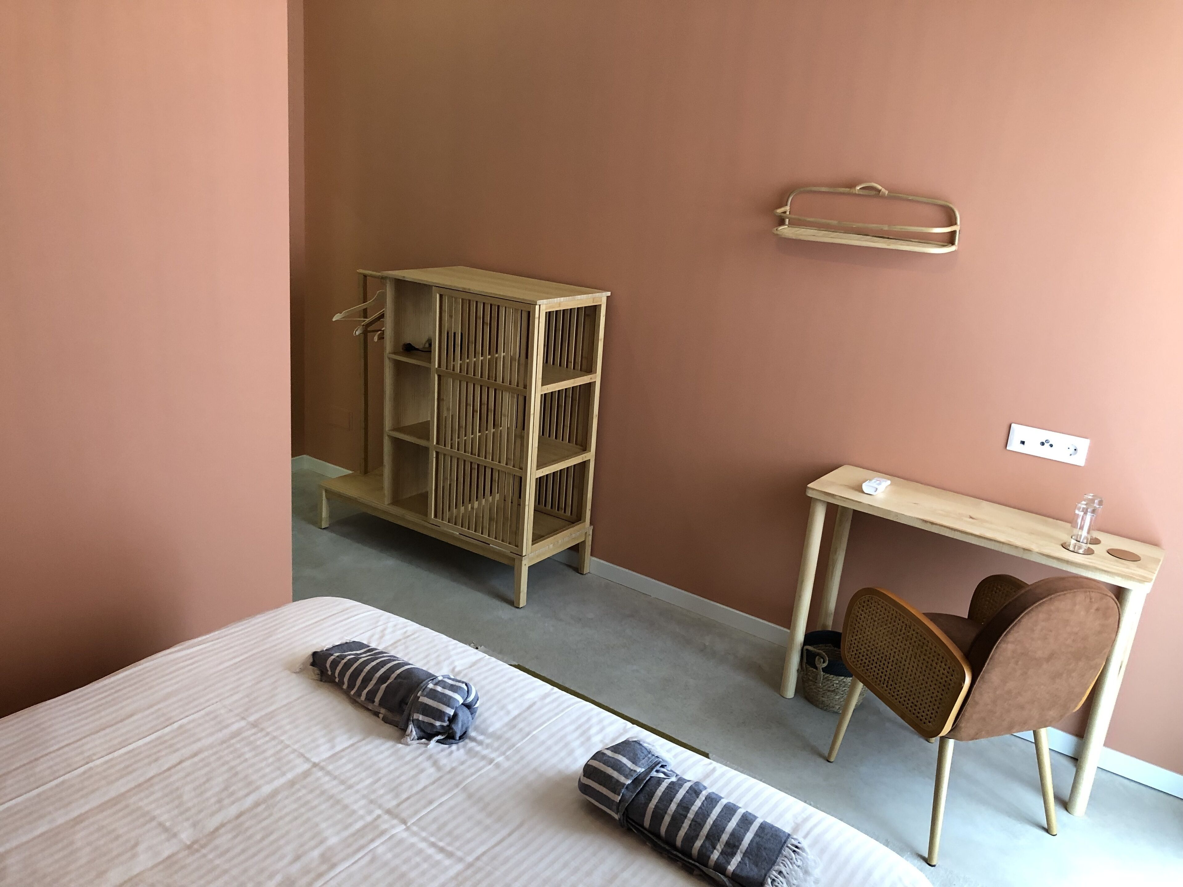 8 bedrooms, WiFi (free)