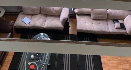 Cozy Waterfront Cottage on Riley Lake