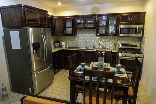 Private 2 bedroom with patio and laundry