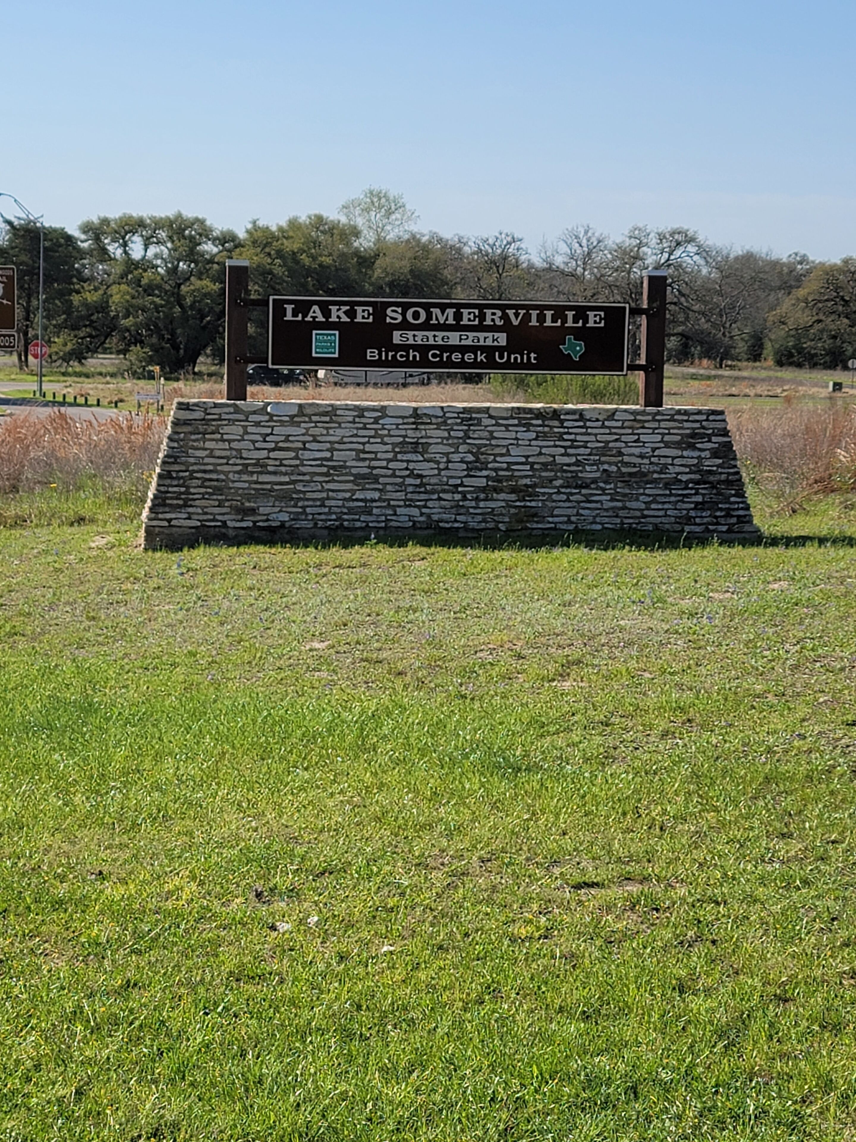 Señal para la Unidad Birch Creek del Parque Estatal Lago Somerville.