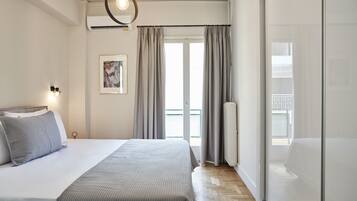 Elite Apartment | 2 bedrooms, in-room safe, blackout drapes, soundproofing