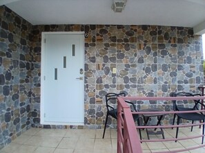 Outdoor dining - #7 Studio sunset islands view, queen bed, bath & kitchen 10 min to town & beach (Tortola)