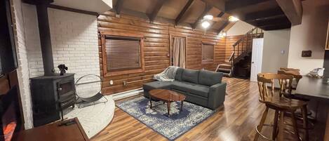 Smart TV y chimenea