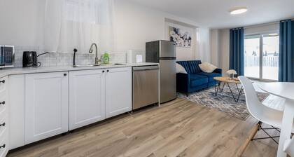 *Modern & Cozy* 1 Bdrm W/Fast Internet & Smart TV
