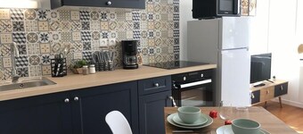 Charming downtown apartment
