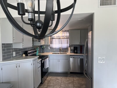 4 Bedroom River Home on Golf Course a block to water