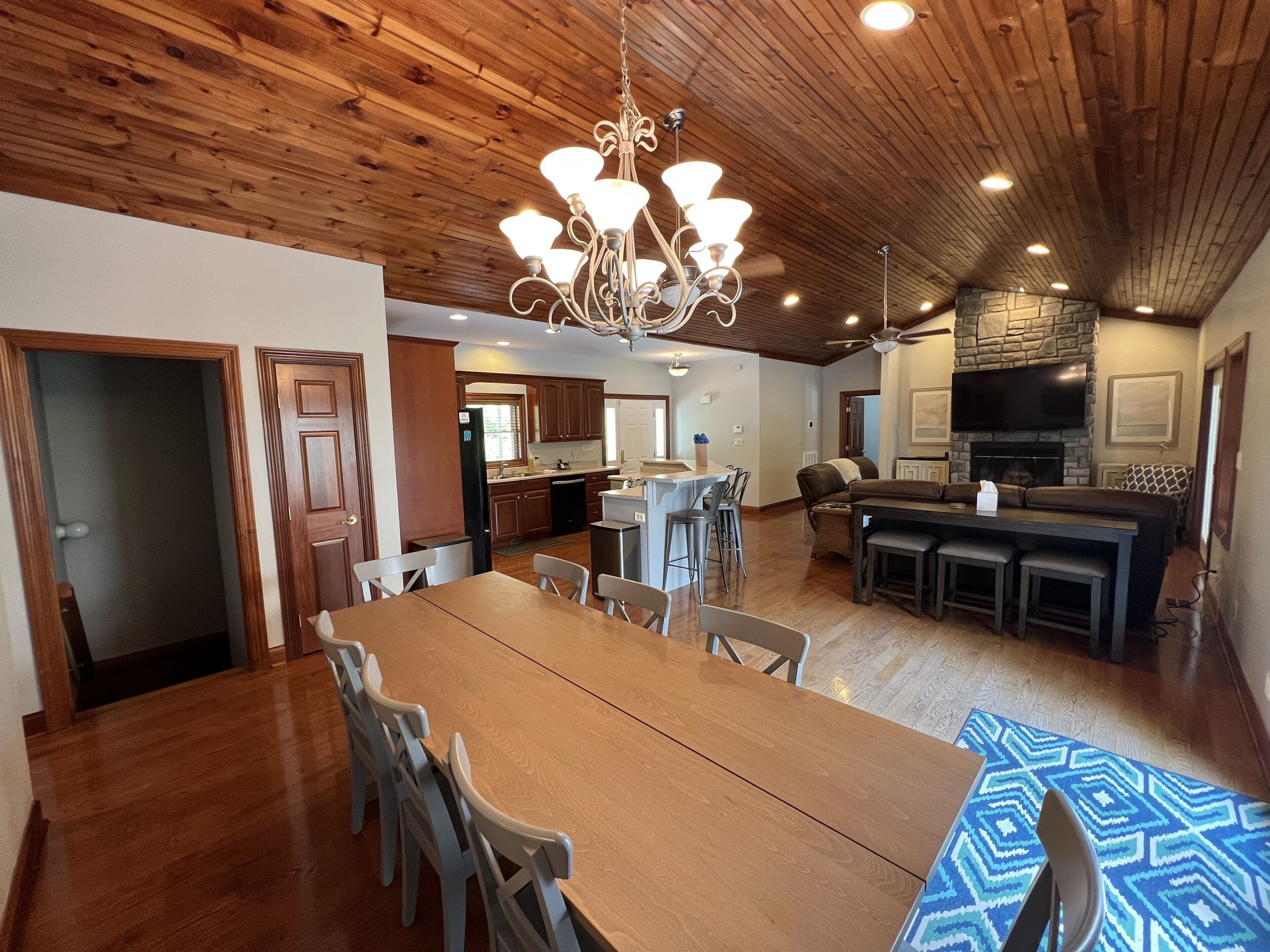 Pura Vida: Updated Norris Lakefront Home w/ Private Covered Dock & 2 Kayaks Inc