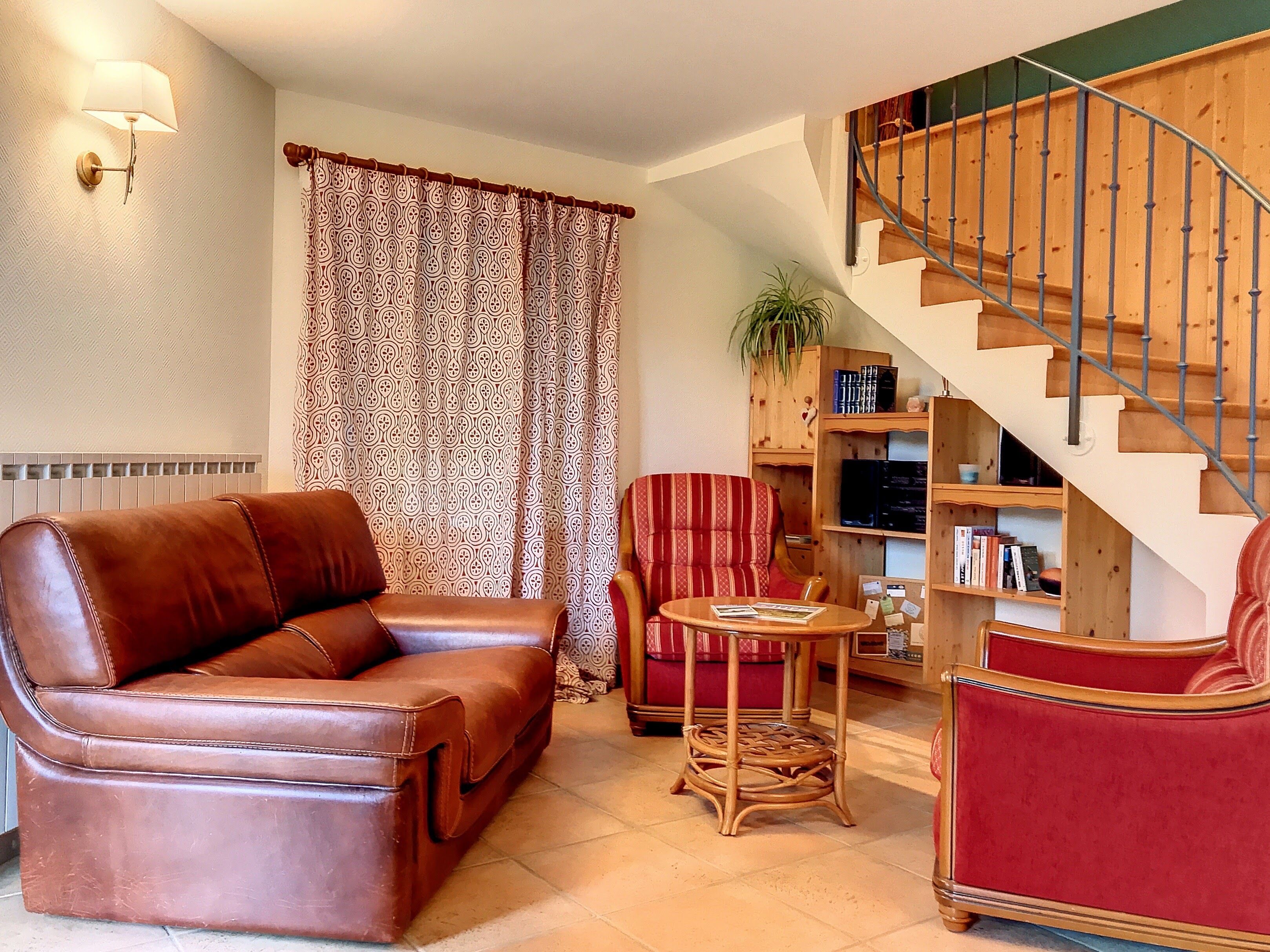 Gîte Les Isles - Over the water, between Seille and vineyard