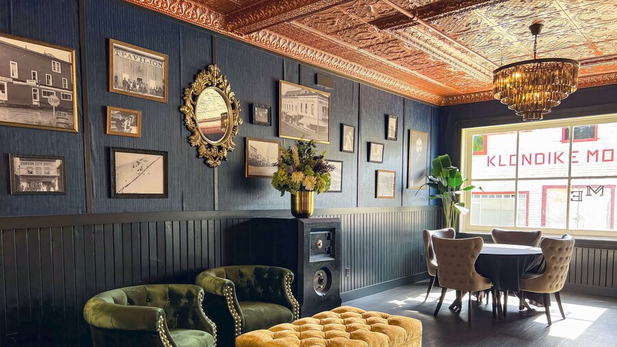 Midnight Sun, a Coast Hotel