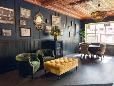 Midnight Sun, a Coast Hotel