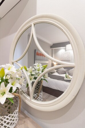 3 bedrooms, iron/ironing board, travel cot, WiFi - XPCE SOHO MALAGA REFURBISHED APARTMENT IN TRENDY NEIGHBORHOOD (Málaga)