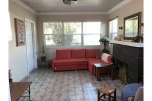 Living area - Charming home in Little Havana (Miami)