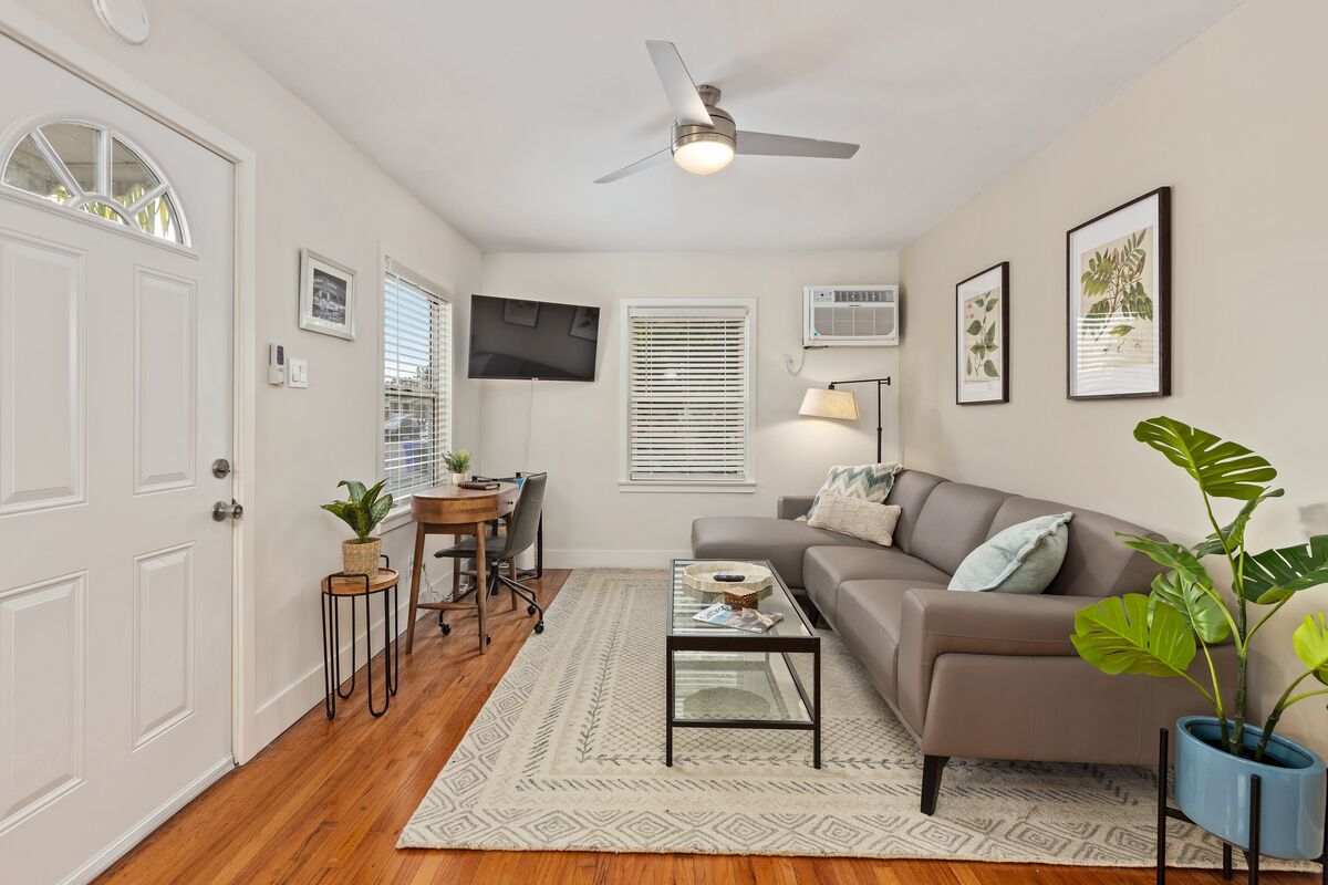 Cozy, Newly Remodeled Cottage in Normal Heights