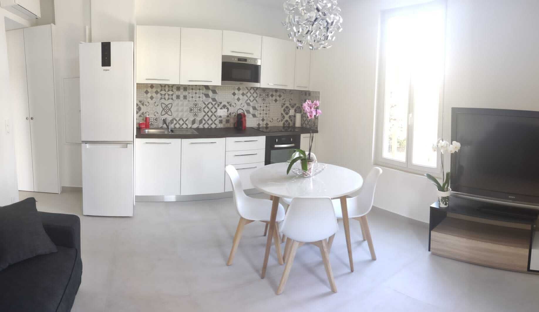 2p new and air-conditioned with its private JACUZZI in a haven of peace