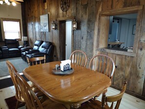 Interior - Newly remolded Lodge close to public boat ramps , beach and fishing charters. (Port Clinton)